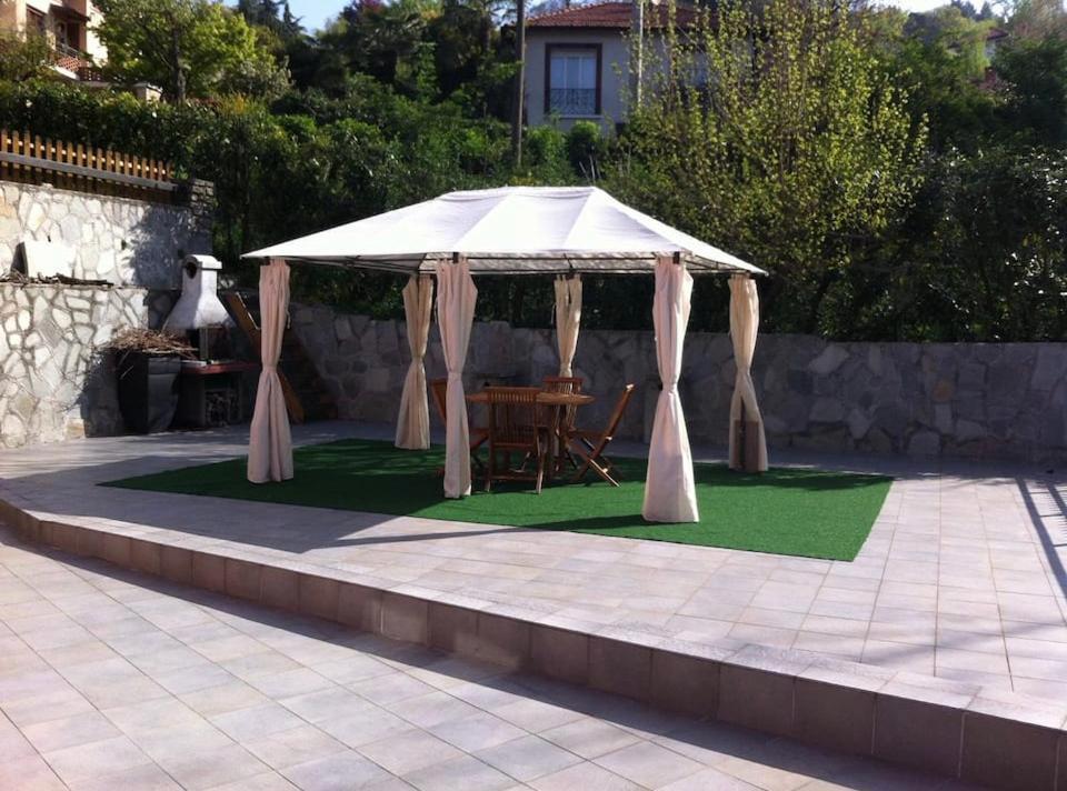 Appartamento In Villa Sulle Colline Di Torino Екстер'єр фото